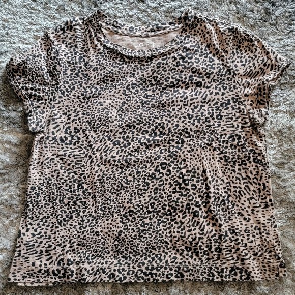 LOFT Tops - Women's LOFT Tan Black Cheetah Print Short Sleeve T-shirt Size Large